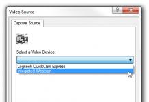 Add a custom webcam widget to your desktop using the simple and lightweight CamDesk program